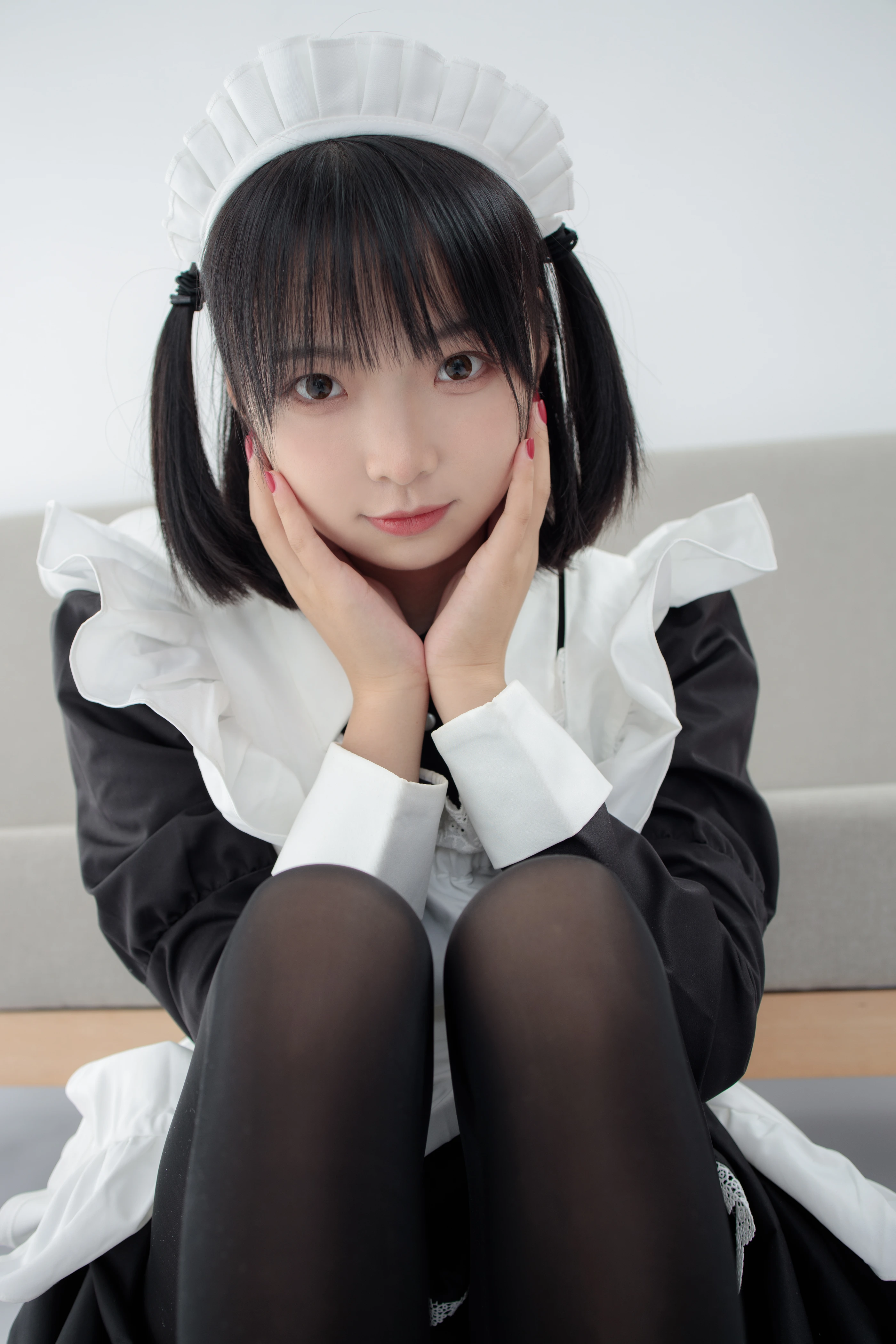 森萝财团 JKFUN-029 卉女仆 踩物 80D黑丝 [67P 1V]插图2